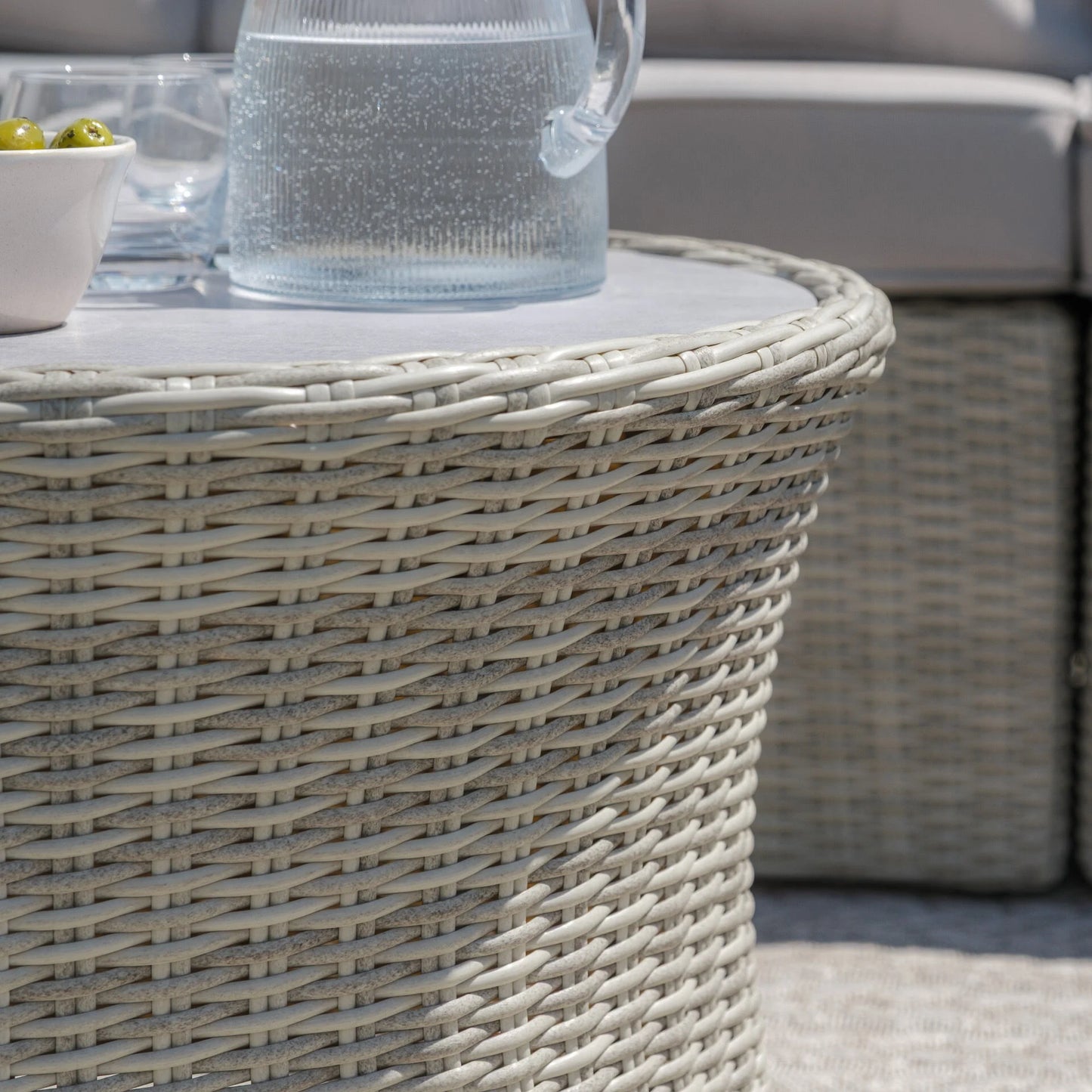 A Oxford Grand ensemble canapé d'angle en rotin avec fauteuil – Ceramic Glass