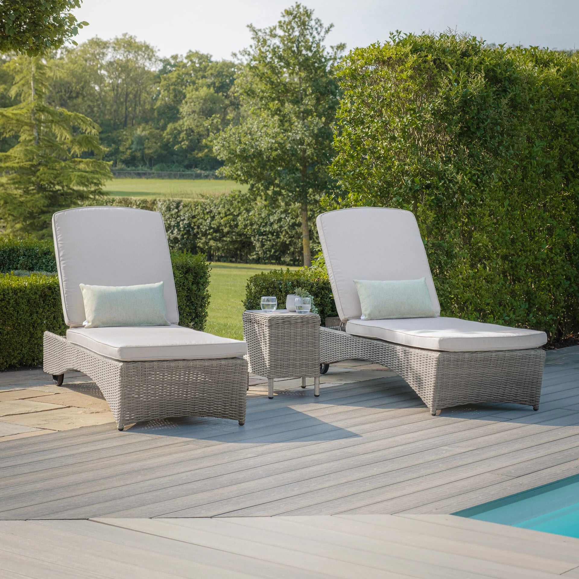 Oxford Ensemble de chaises longues en rotin – Ceramic Glass